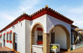 3 Bedroom Lovely Home In Chiclana De La Fronter